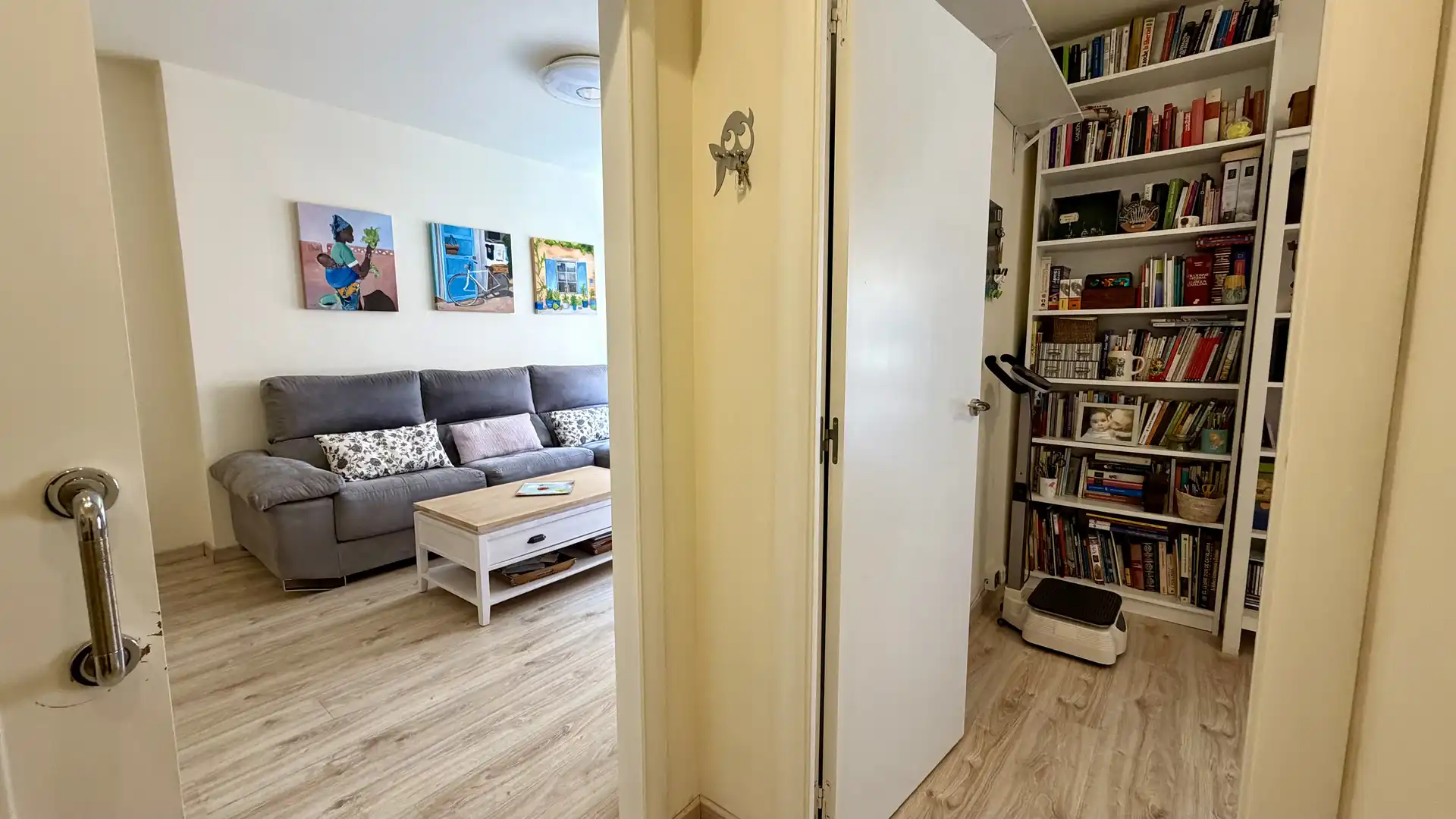 Flat for sale in Cornellà de Llobregat  with Balcony