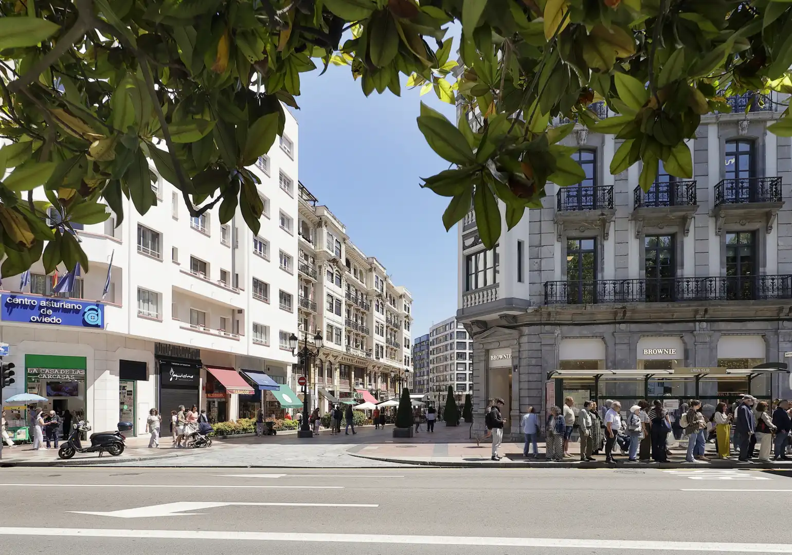 Vista exterior de Pis en venda en Oviedo  amb Calefacció i Terrassa