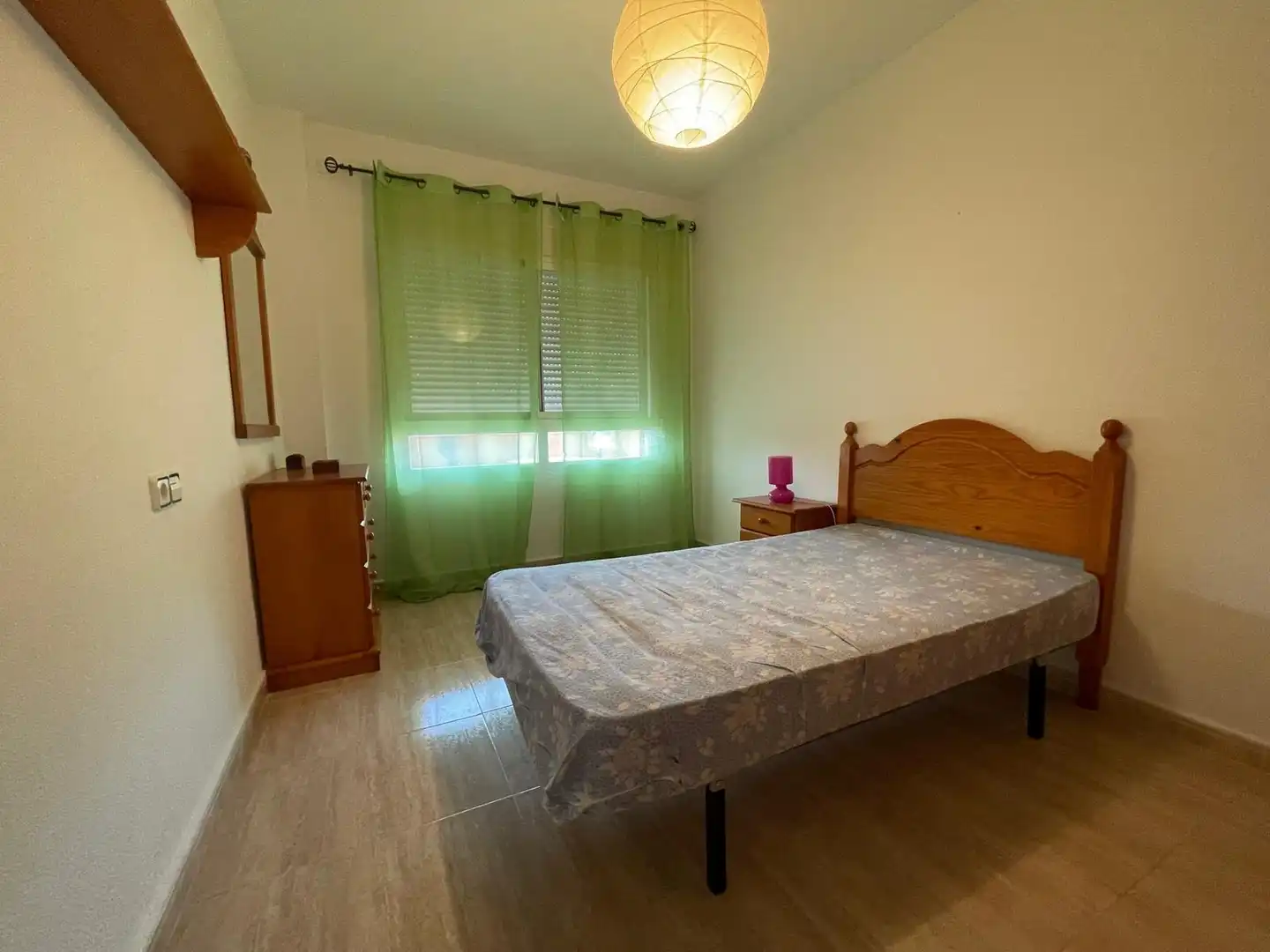 Dormitori de Apartament en venda en Águilas amb Aire condicionat, Terrassa i Piscina