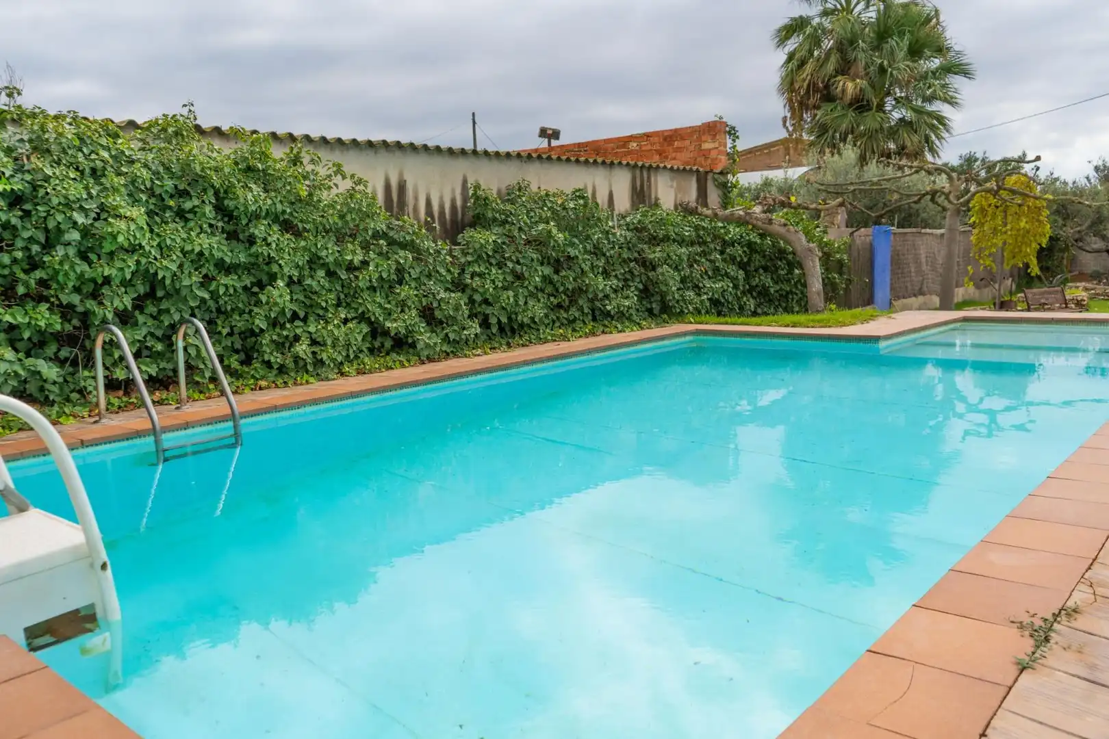 Piscina de Finca rústica en venda en Deltebre amb Jardí privat, Traster i Piscina