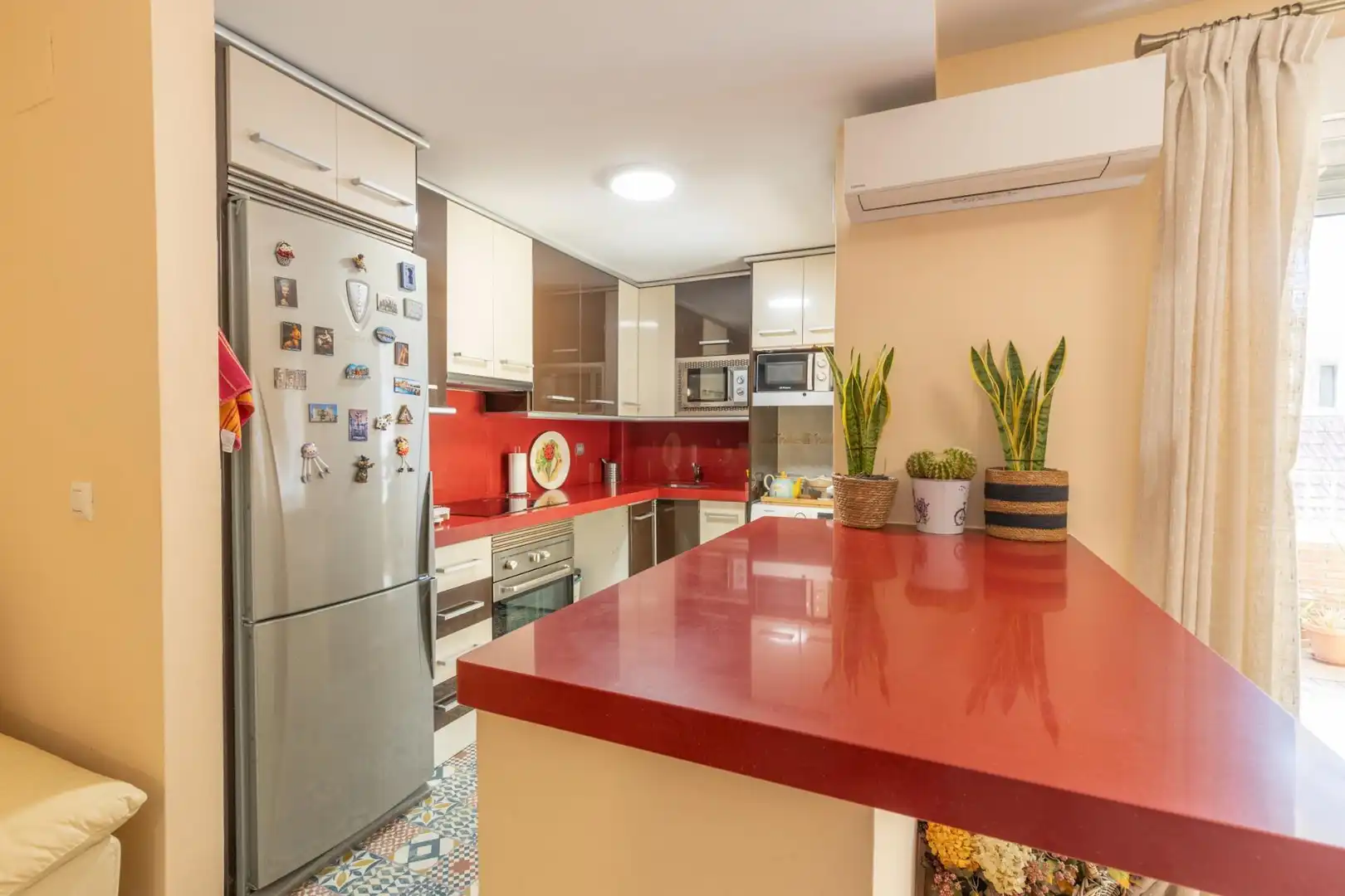 Kitchen of Flat for sale in Churriana de la Vega  with Air Conditioner, Terrace and Balcony