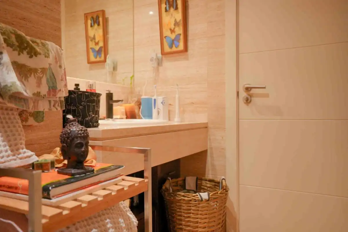 Baño de Ático en venta en Madrid con Aire acondicionado, Calefacción y Jardín privado