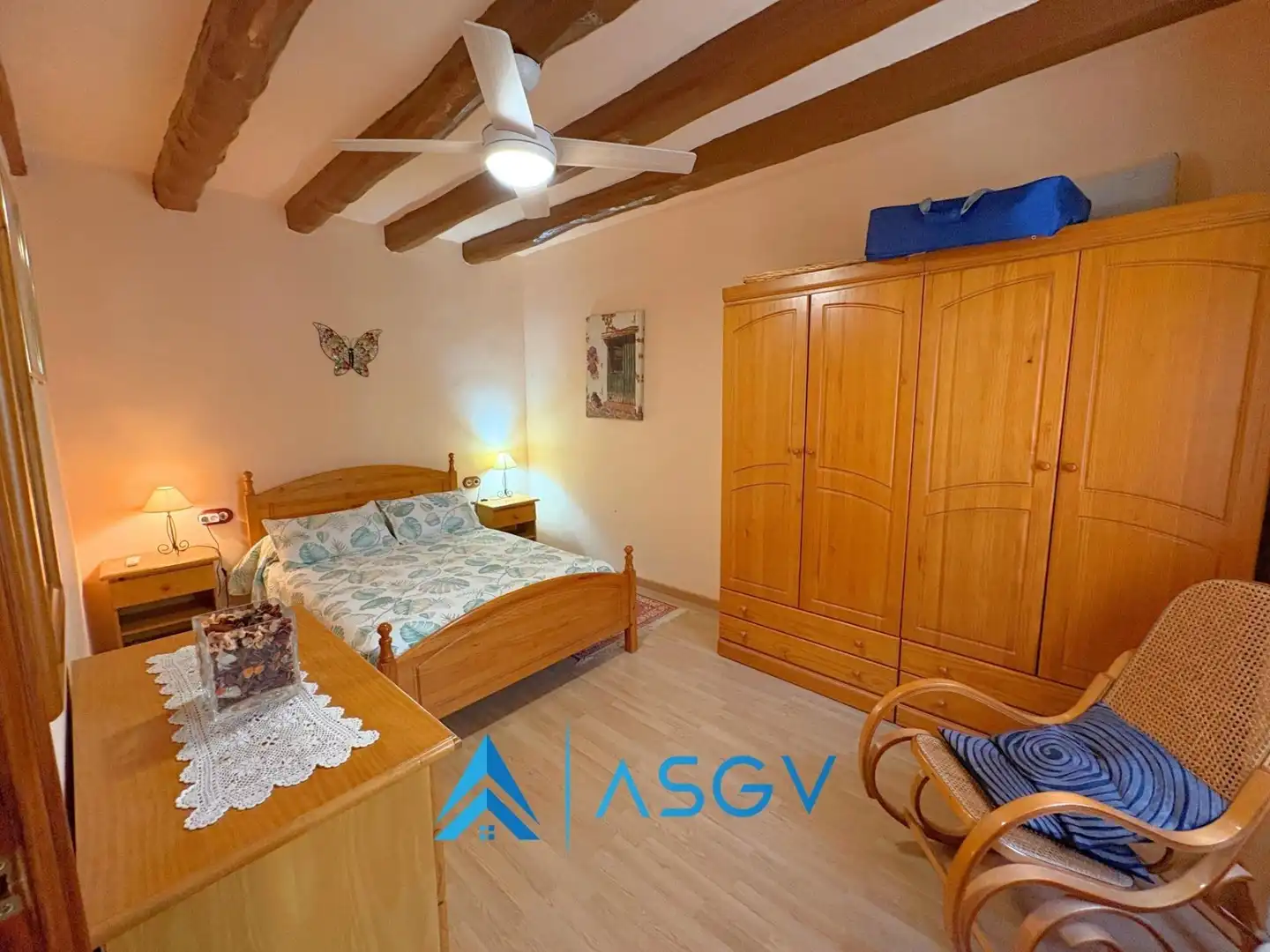 Habitación de Casa o chalet en venta en Torrelavit con Calefacción, Terraza y Balcón