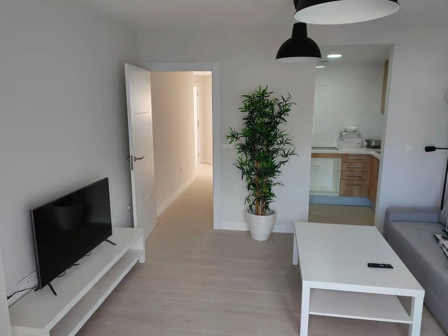 Estudio de alquiler en Ceuta con Aire acondicionado, Amueblado y Lavadora