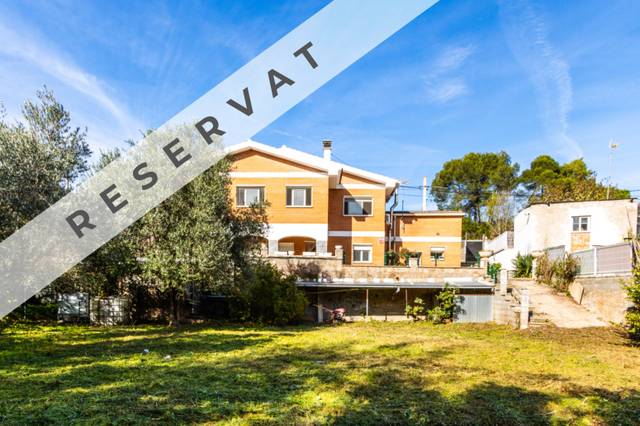 Casa-chalet en Venta en Vacarisses