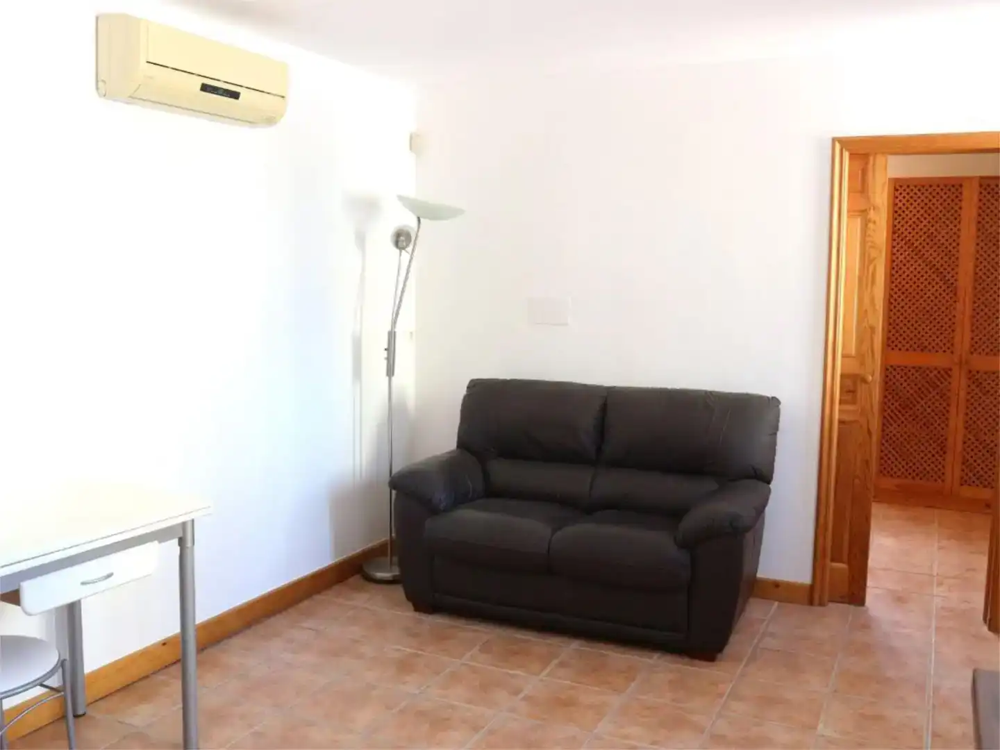 Sala d'estar de Casa o xalet en venda en Mont-roig del Camp amb Aire condicionat, Piscina i Balcó