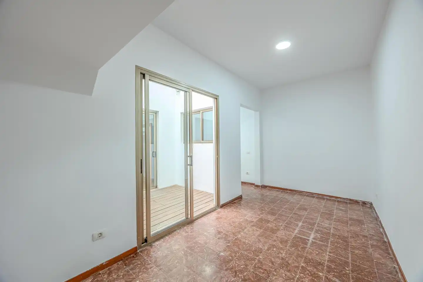 Bajo en venta en Calle Lucas Fernández Navarro, imagen 4