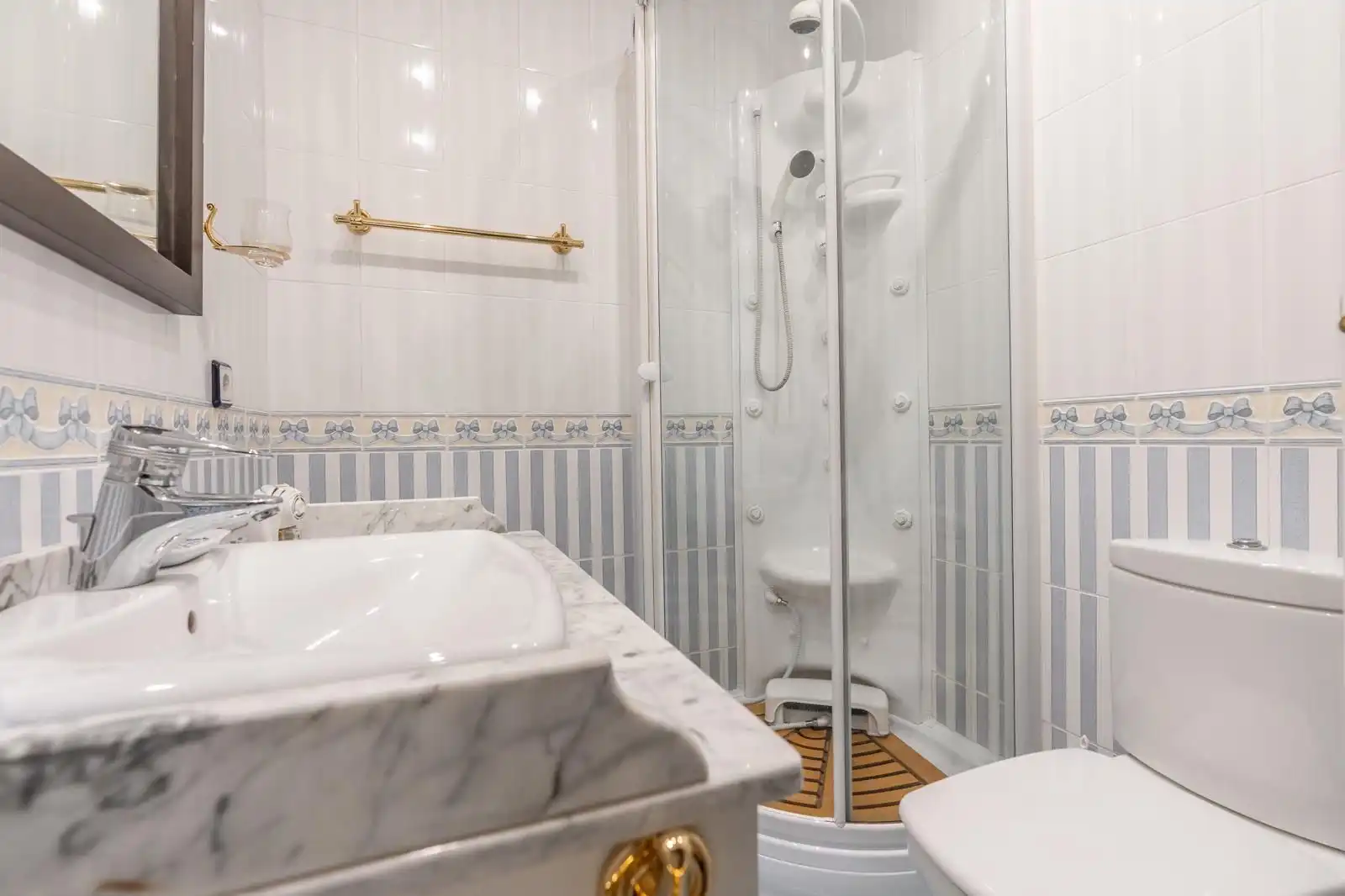 Baño de Casa o chalet de alquiler en Madrid