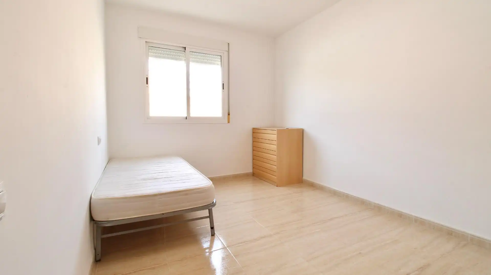 Bedroom of Flat for sale in Vícar  with Furnished
