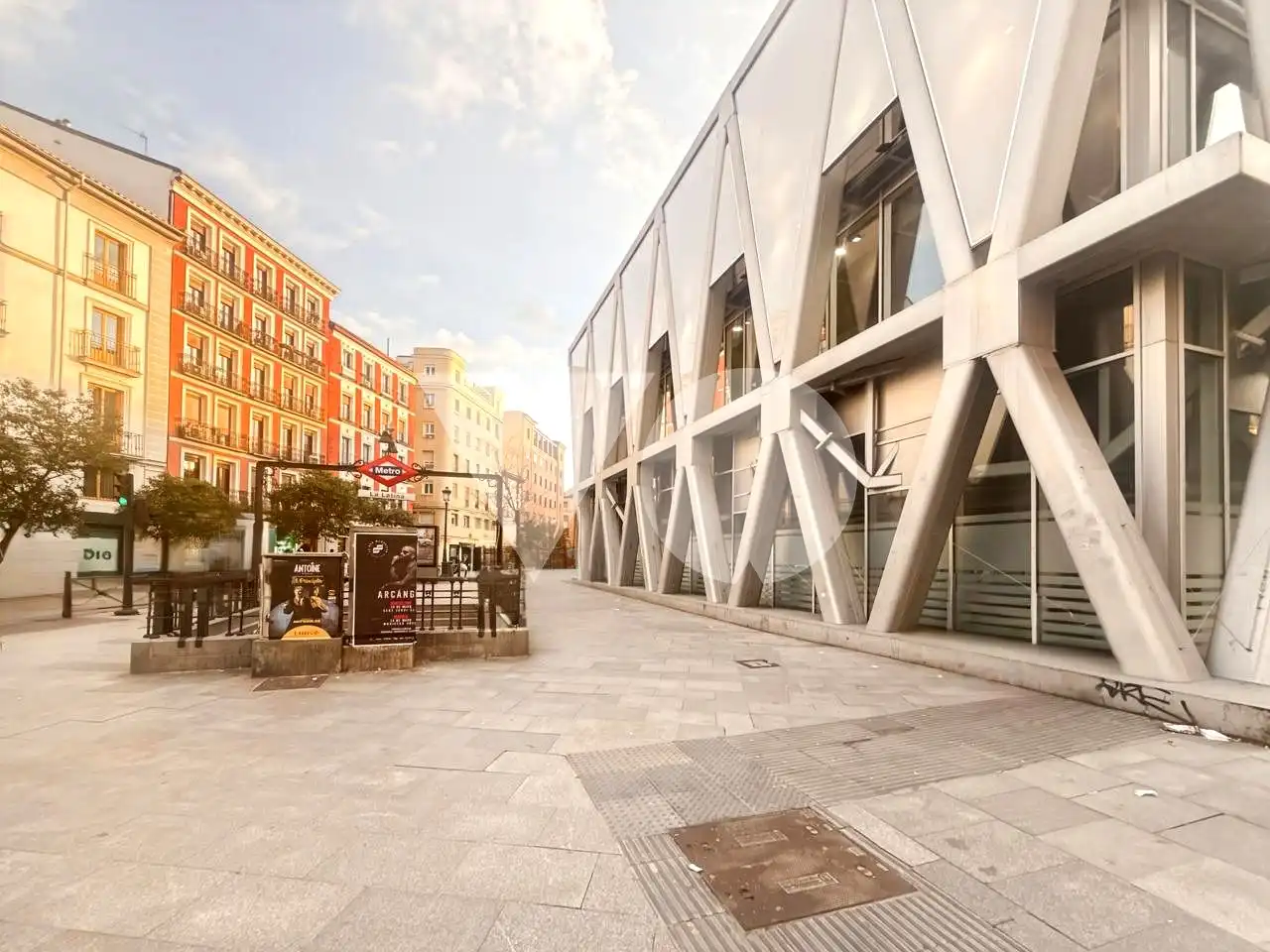 Vista exterior de Pis en venda en Madrid amb Calefacció, Terrassa i Moblat