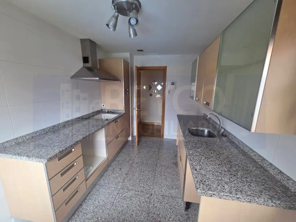 Cocina de Piso en venta en  Logroño