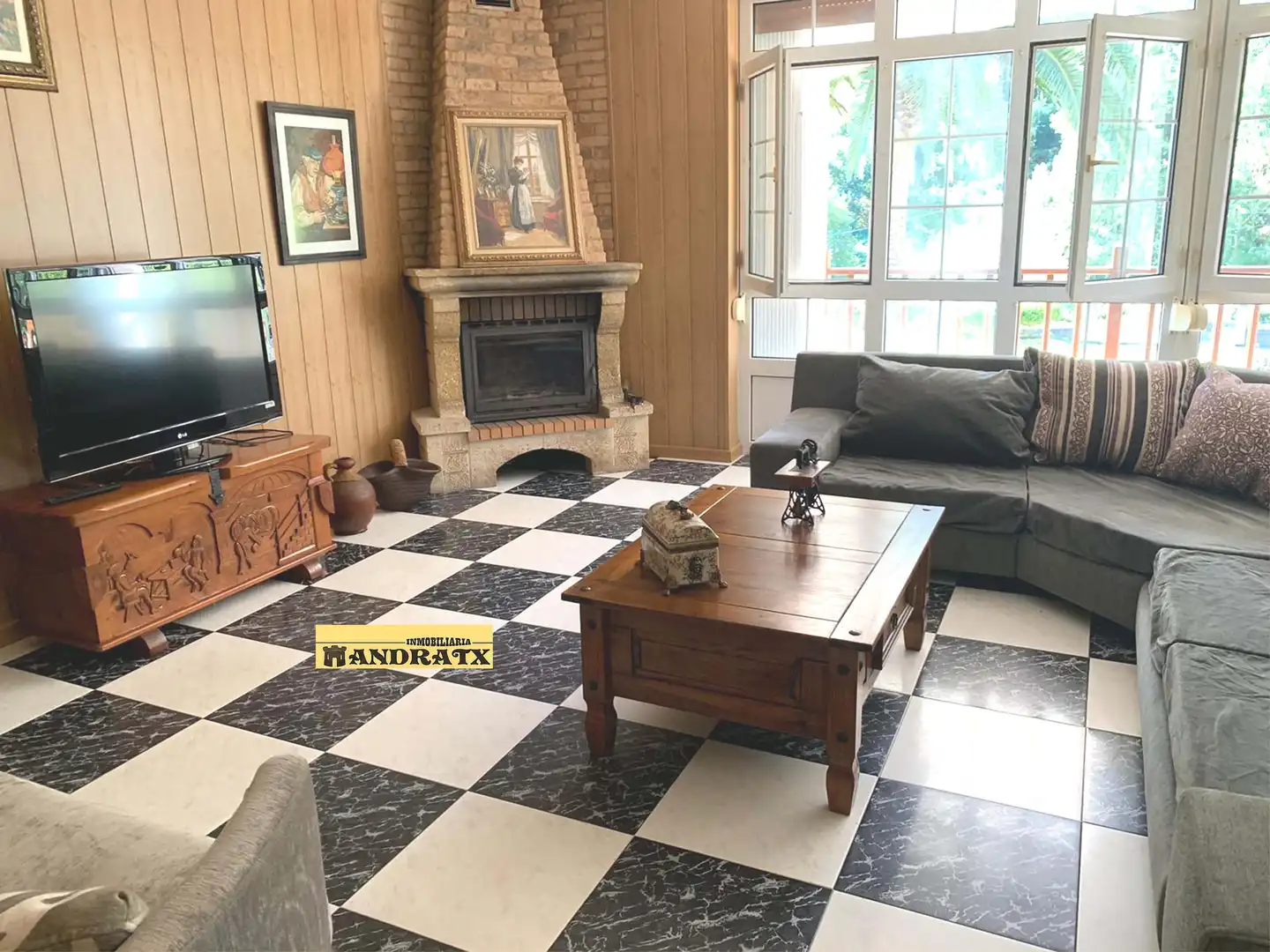Sala d'estar de Casa o xalet en venda en Ferrol amb Calefacció, Terrassa i Traster