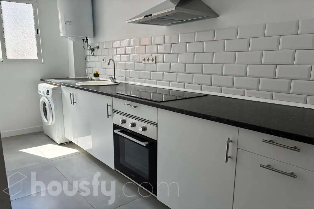 Cocina de Piso de alquiler en Sagunto / Sagunt con Aire acondicionado, Amueblado y Balcón
