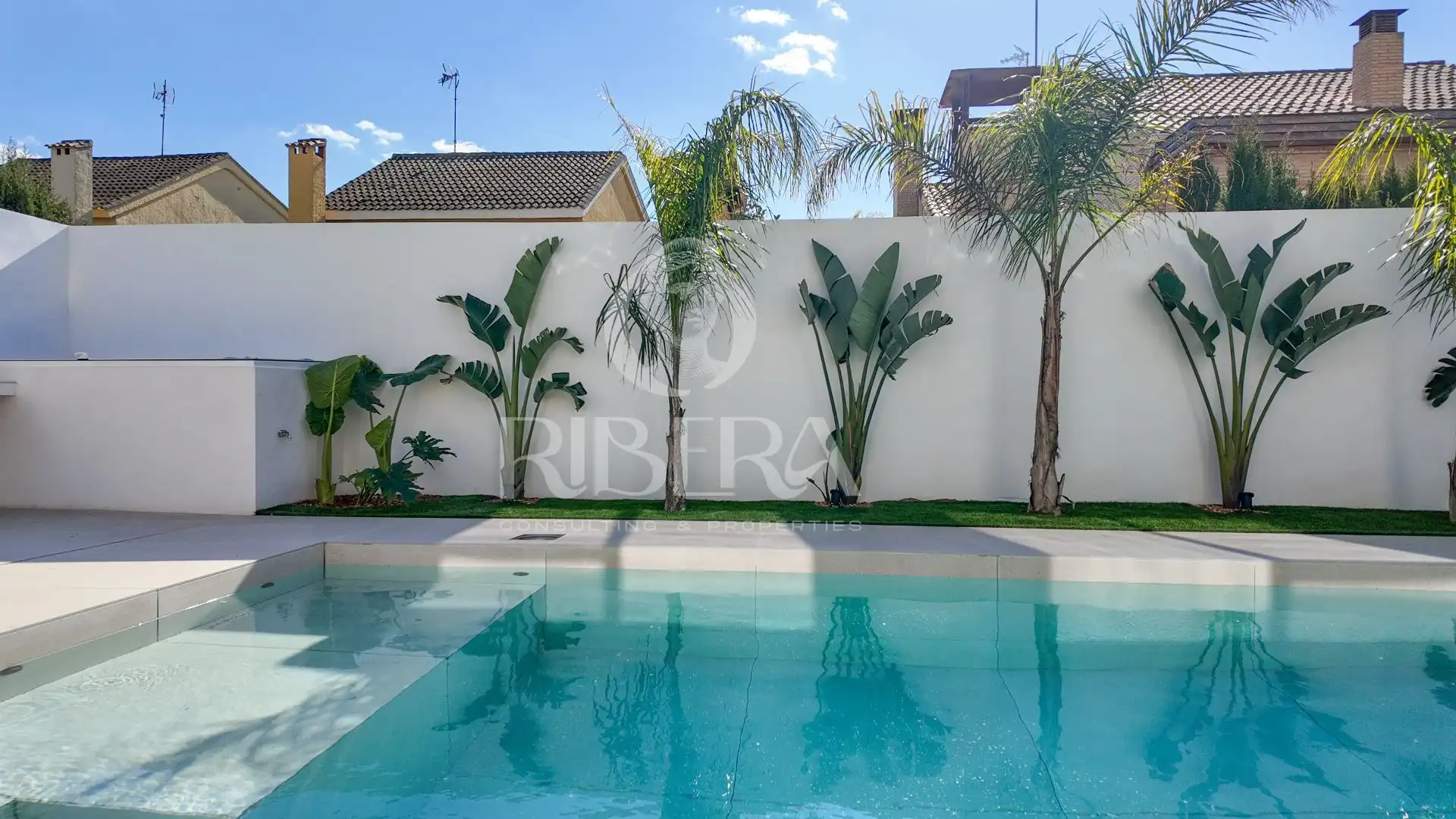 Piscina de Casa o chalet en venta en L'Eliana con Aire acondicionado, Calefacción y Jardín privado