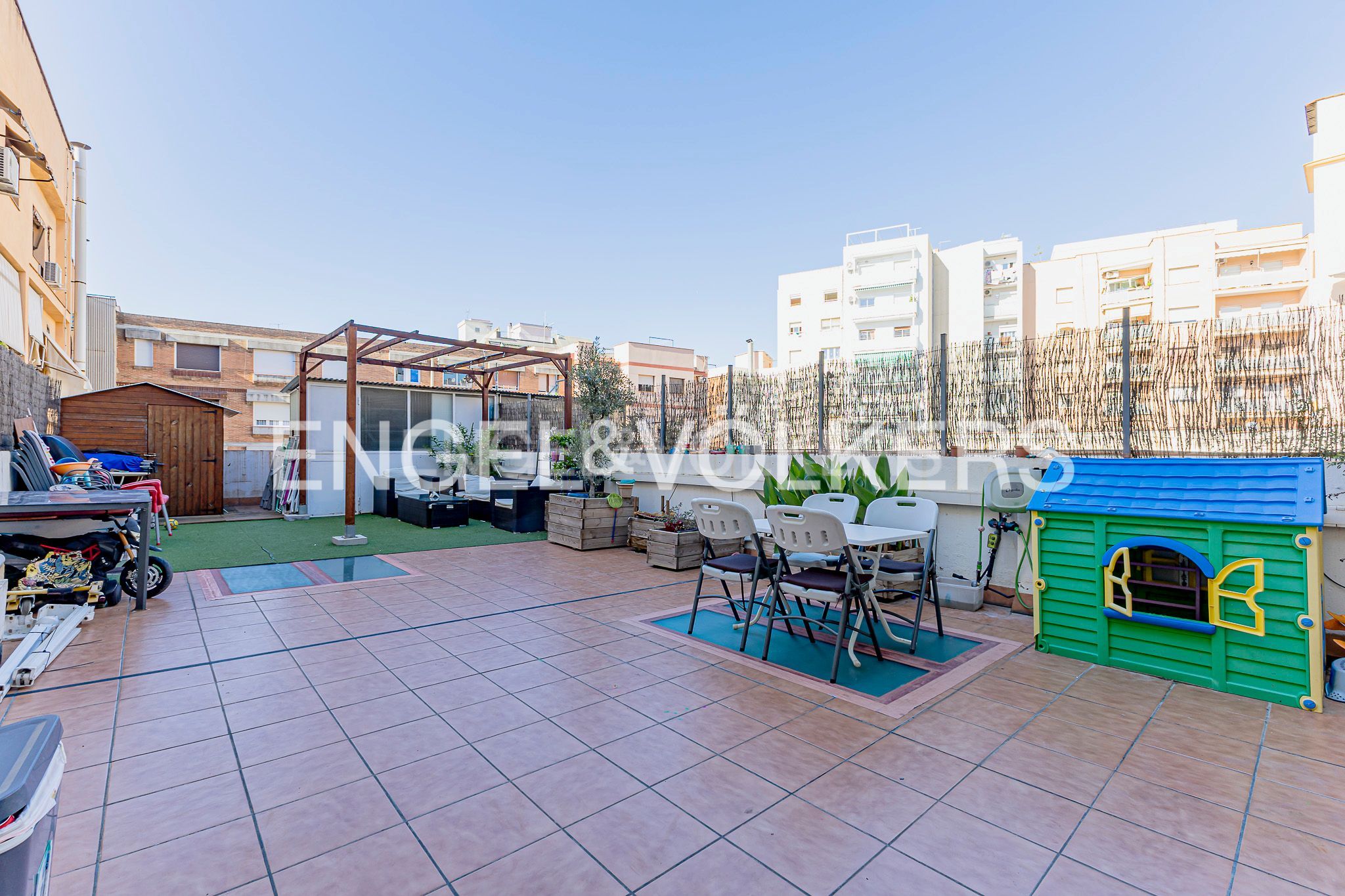 Terraza de Apartamento en venta en Esplugues de Llobregat con Aire acondicionado, Calefacción y Parquet