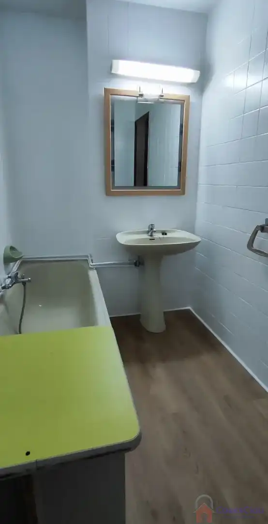 Badezimmer von Wohnungen zur Miete in Benicasim / Benicàssim