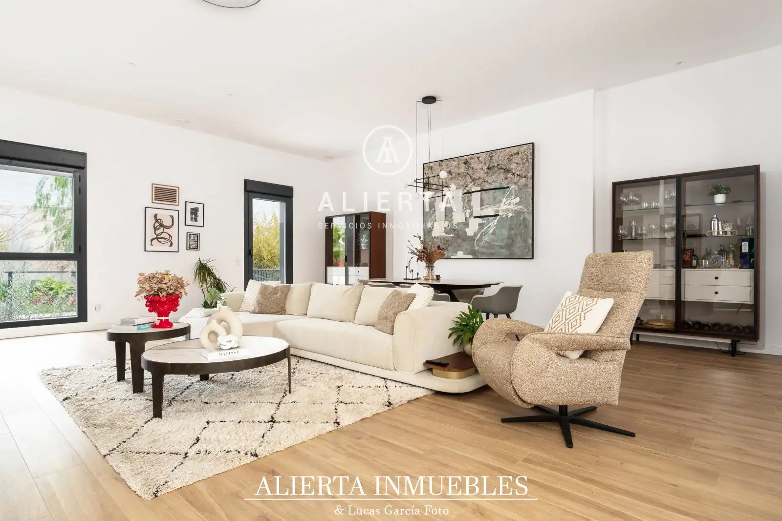 Sala de estar de Casa o chalet en venta en Zaragoza con Aire acondicionado, Calefacción y Trastero