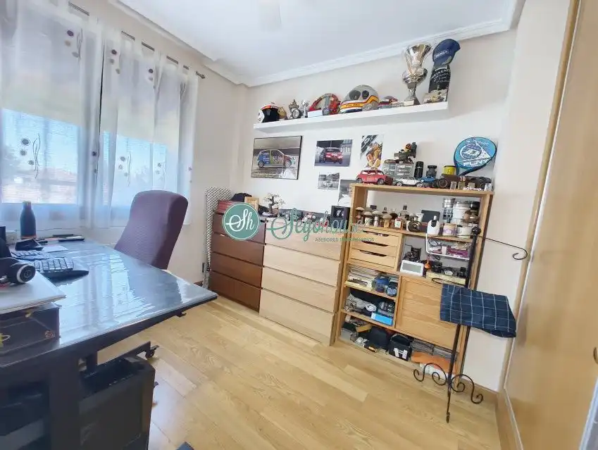 Habitación de Casa o chalet en venta en Segovia con Calefacción y Trastero