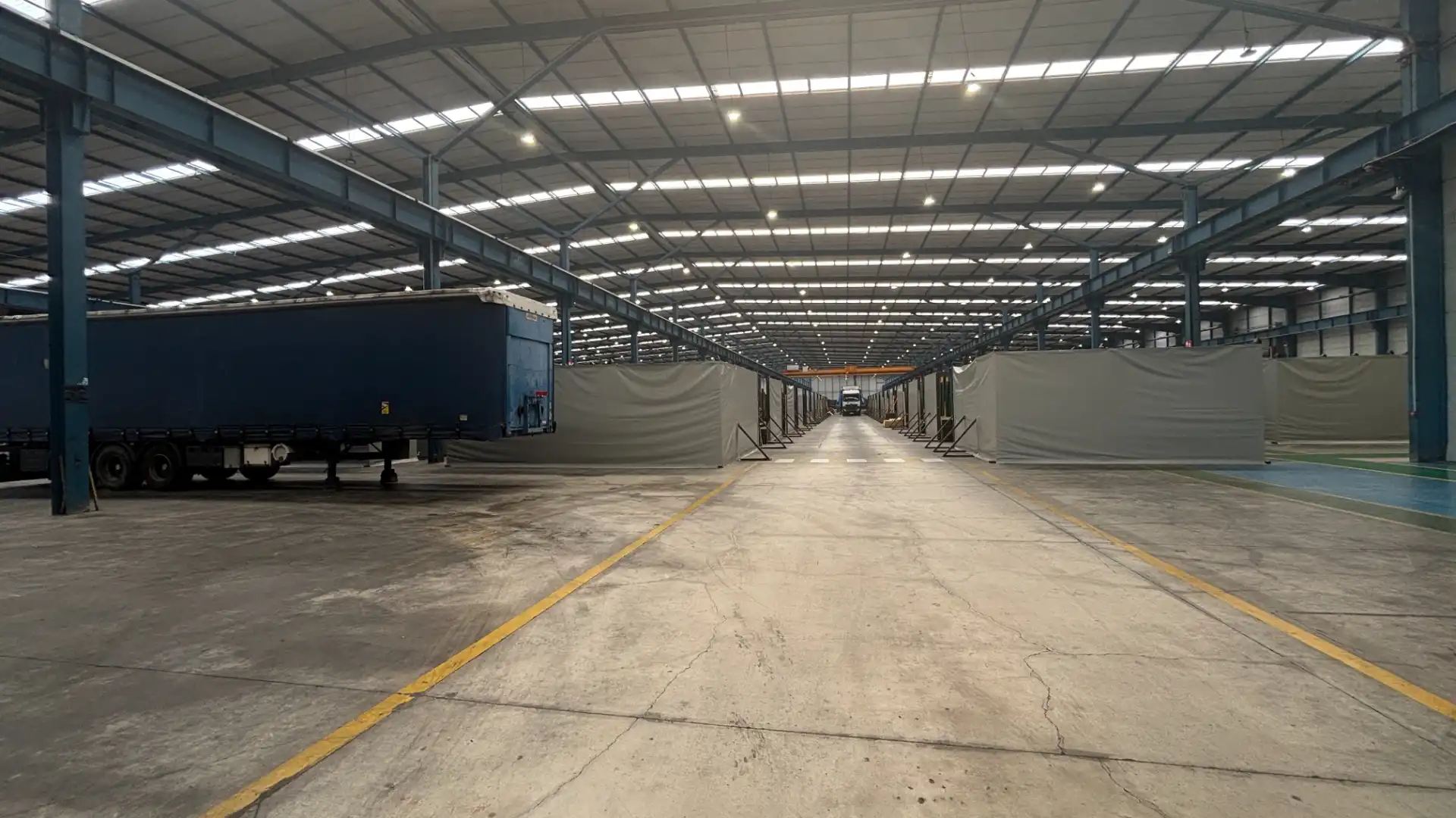 Vista exterior de Nau industrial en venda en Vitoria - Gasteiz amb Calefacció i Alarma