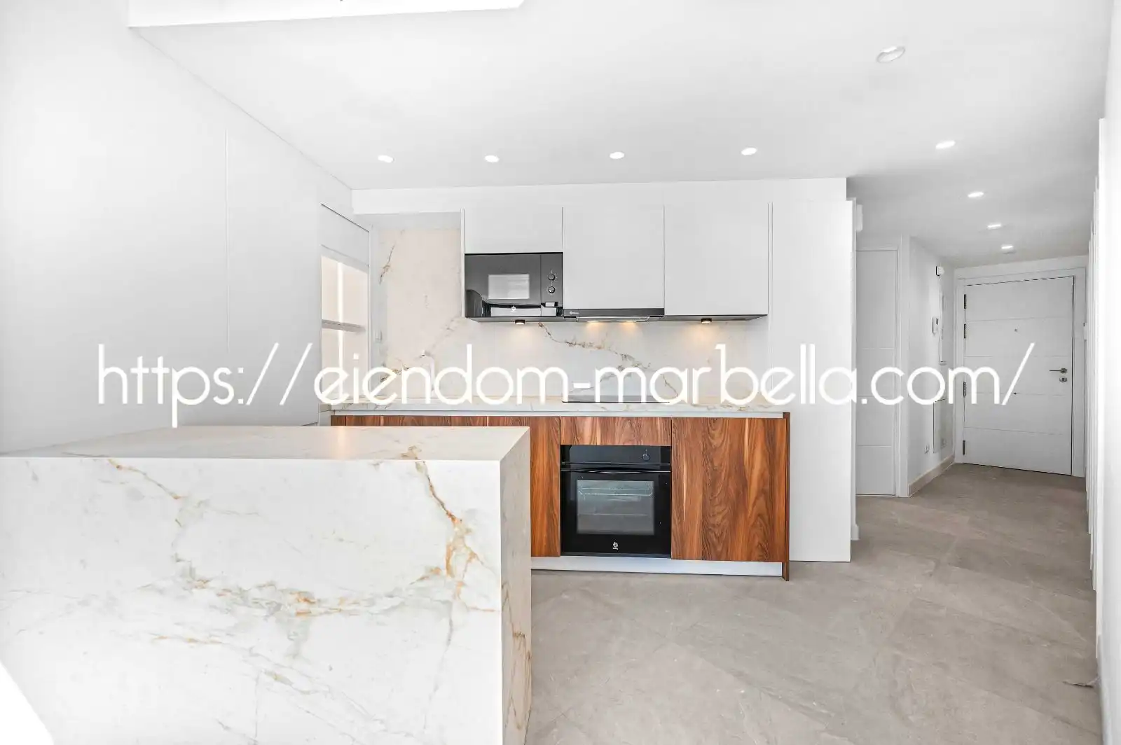 Apartament en venda a Puerto Deportivo