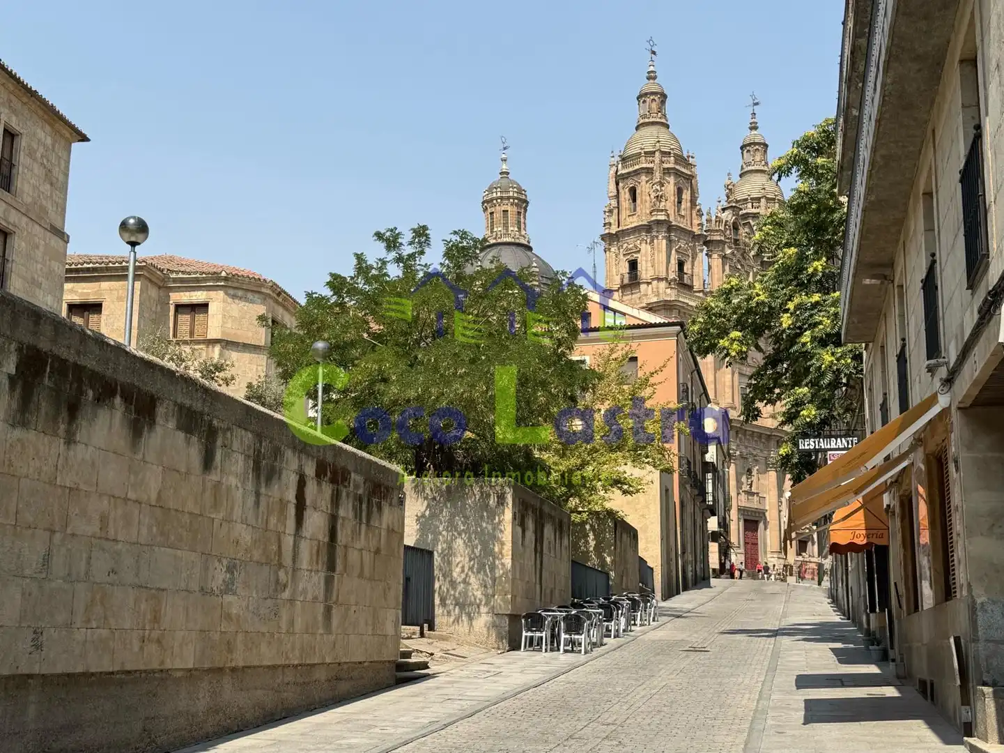 Vista exterior de Àtic de lloguer en Salamanca amb Calefacció, Parquet i Terrassa