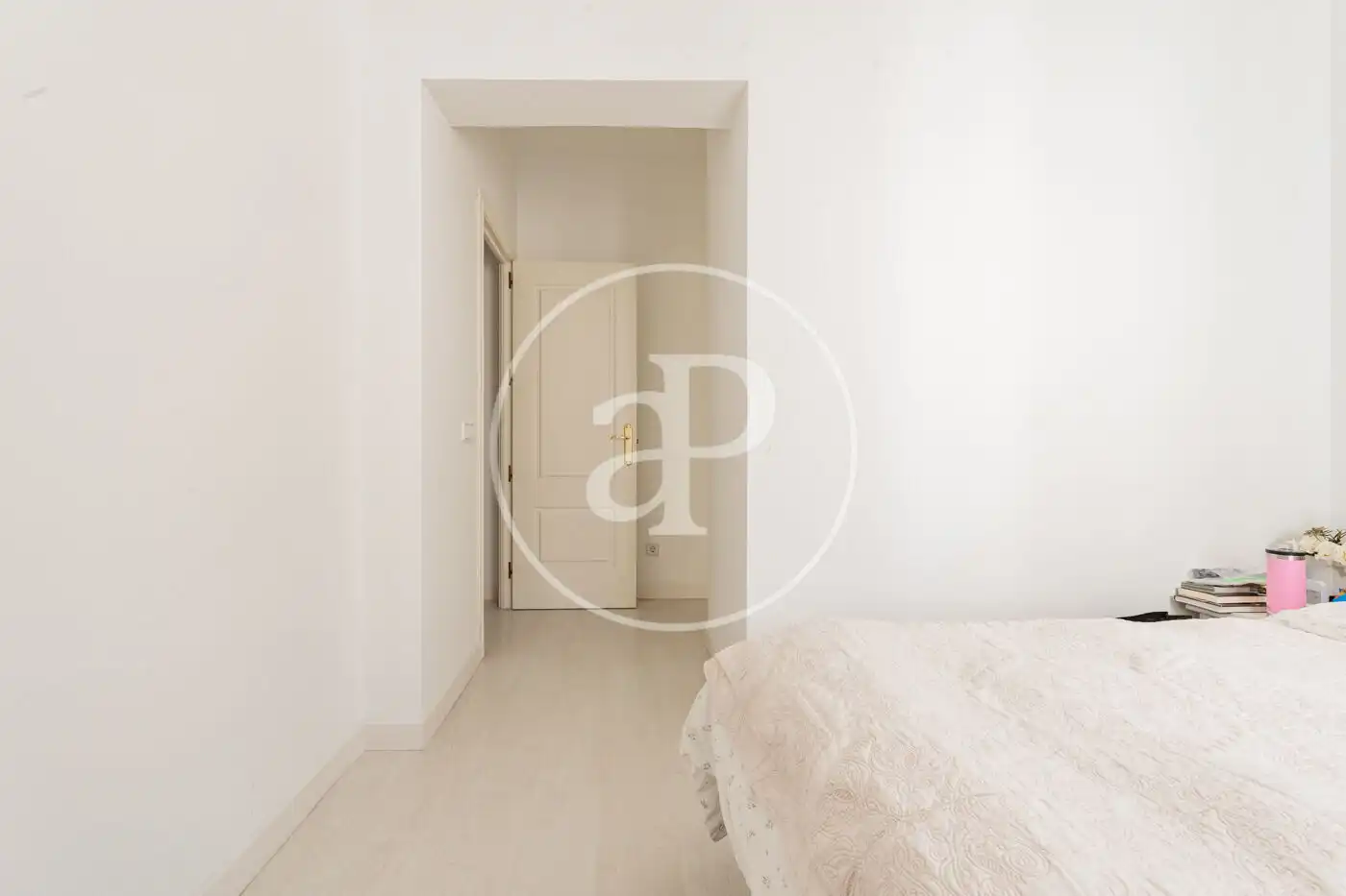 Habitación de Piso de alquiler en Madrid con Aire acondicionado, Calefacción y Amueblado