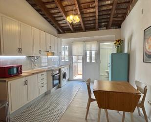Kitchen of Flat to rent in  Valencia Capital  with Air Conditioner, Heating and Terrace