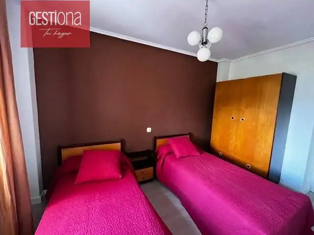 Dormitori de Casa o xalet en venda en Noja