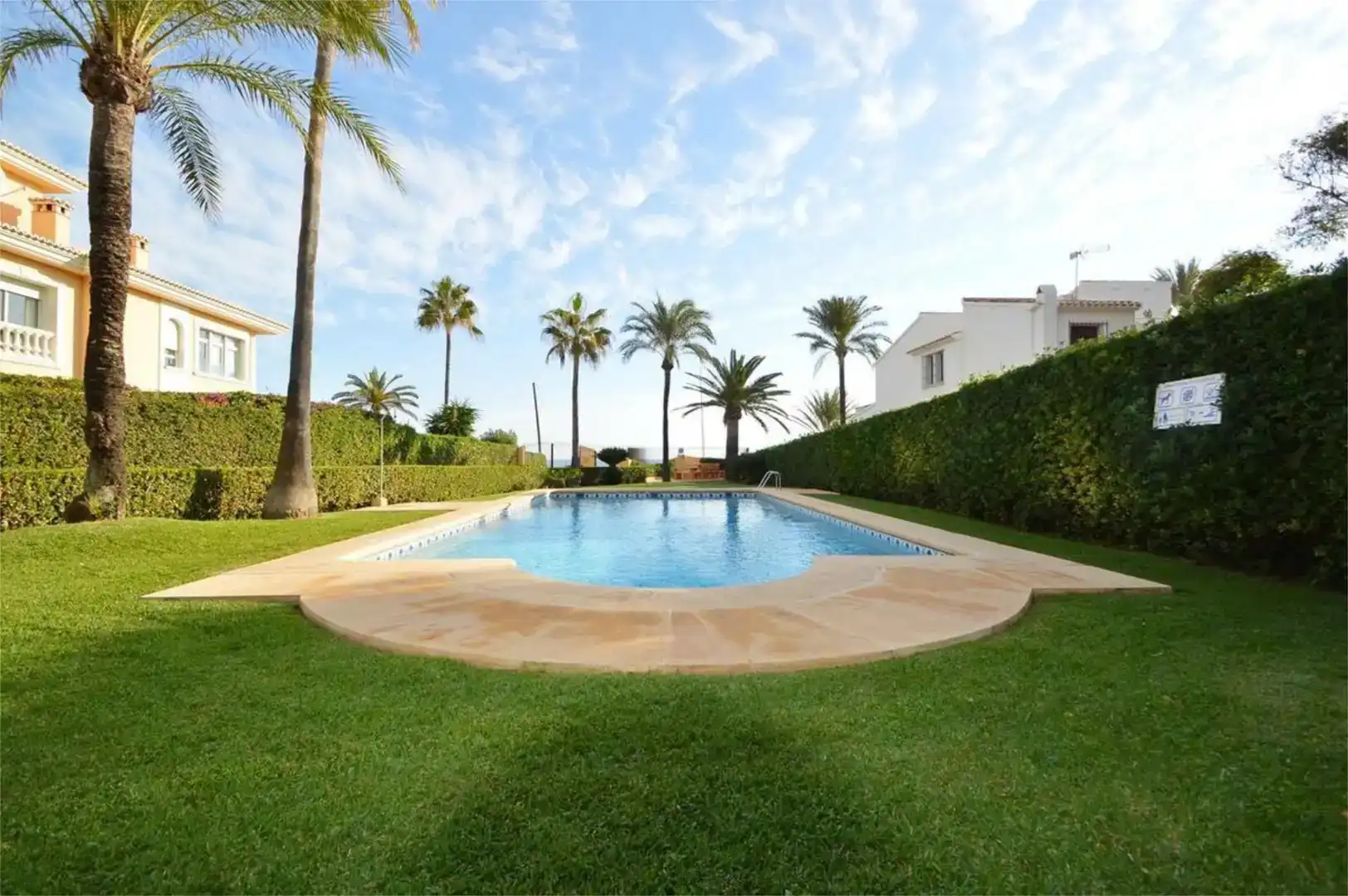 Schwimmbecken von Wohnung zur Miete in Jávea / Xàbia mit Klimaanlage und Balkon