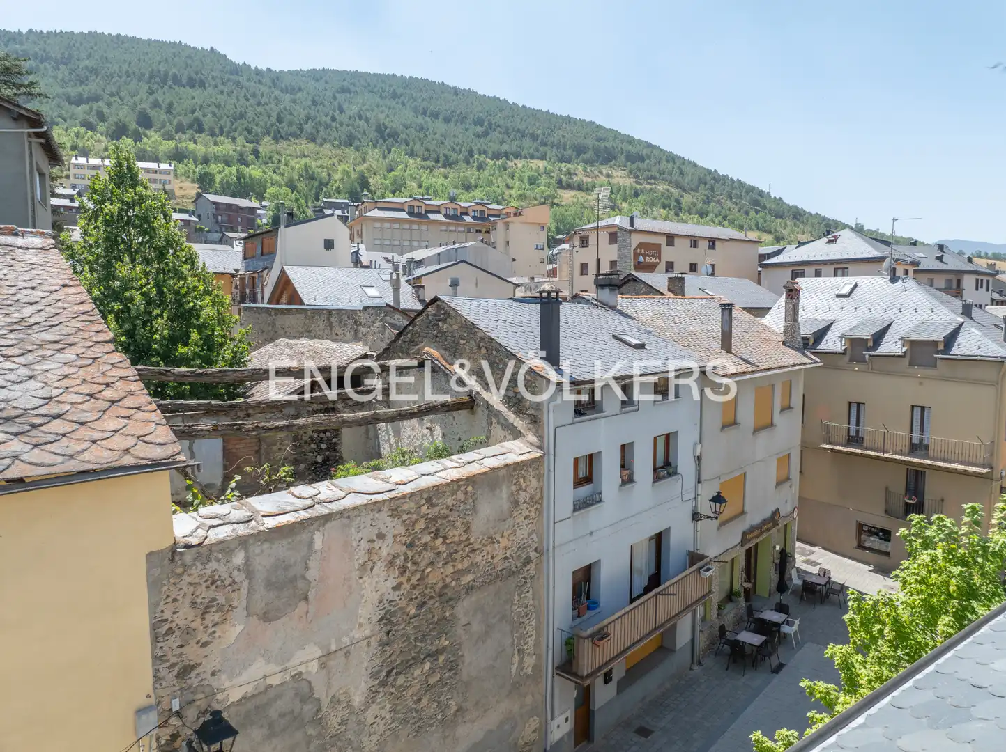 Vista exterior de Residencial en venta en Alp
