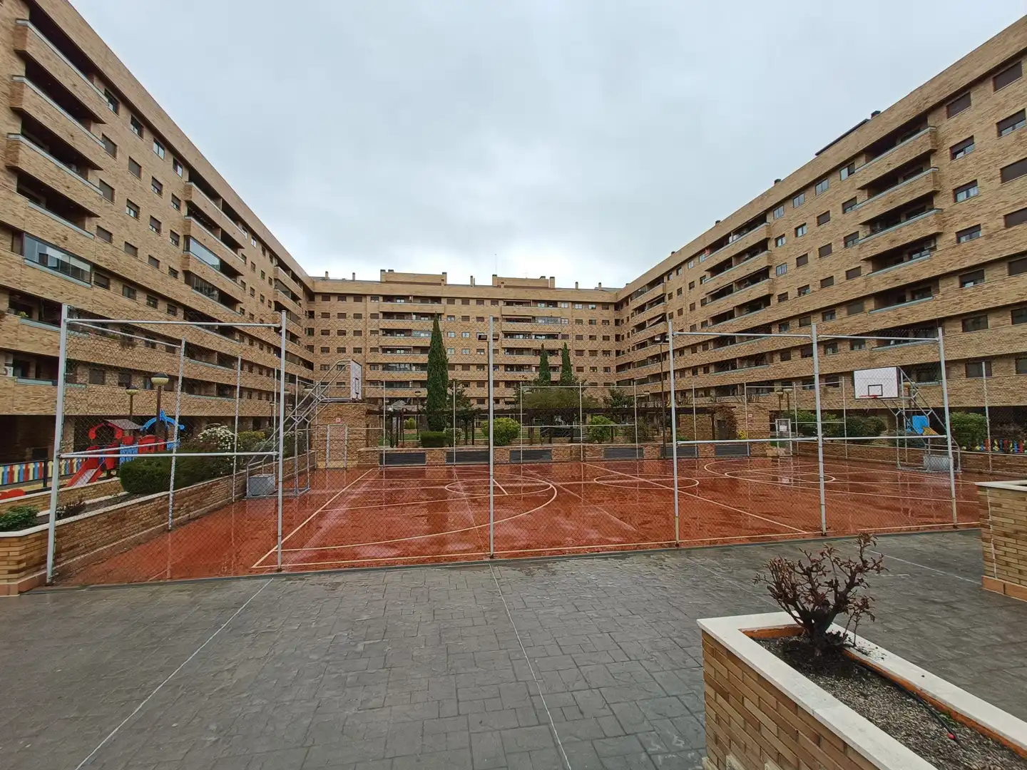 Aparcament de Pis en venda en Seseña amb Calefacció, Parquet i Terrassa