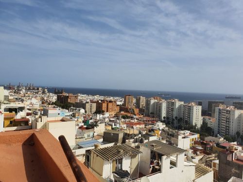Vista exterior de Casa o xalet en venda en Las Palmas de Gran Canaria amb Terrassa