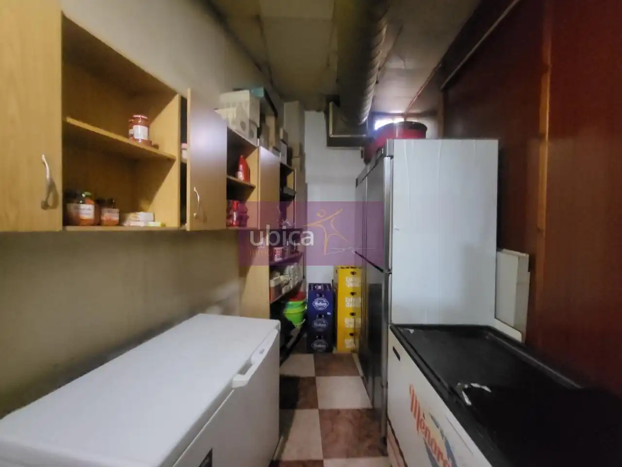 Cuina de Local de lloguer en Salceda de Caselas amb Aire condicionat, Terrassa i Moblat