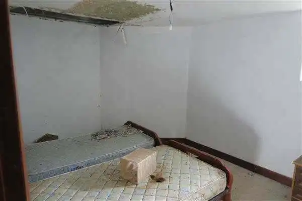 Dormitori de Finca rústica en venda en Deba amb Jardí privat