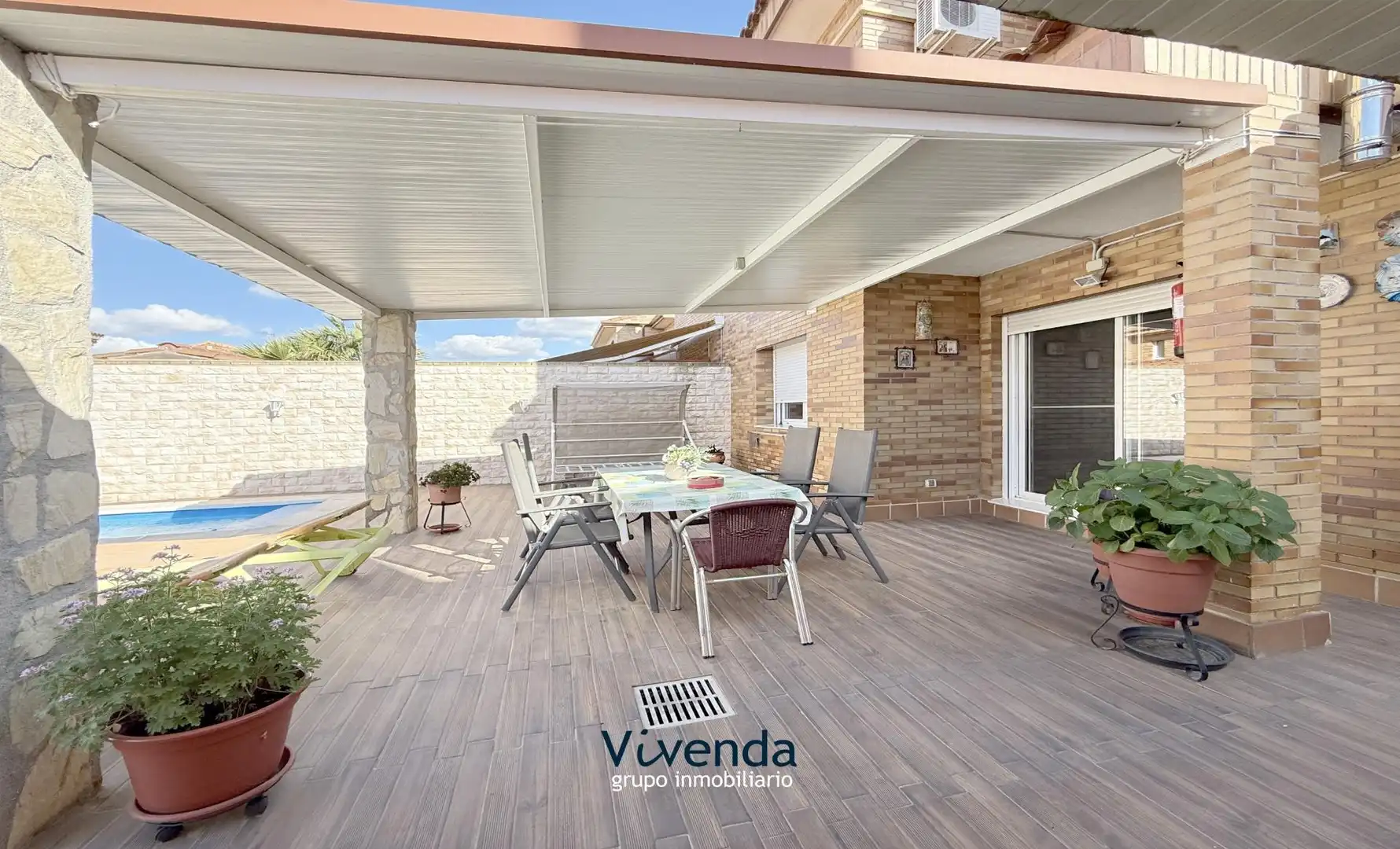 Terraza de Casa adosada en venta en Cedillo del Condado con Calefacción, Terraza y Trastero