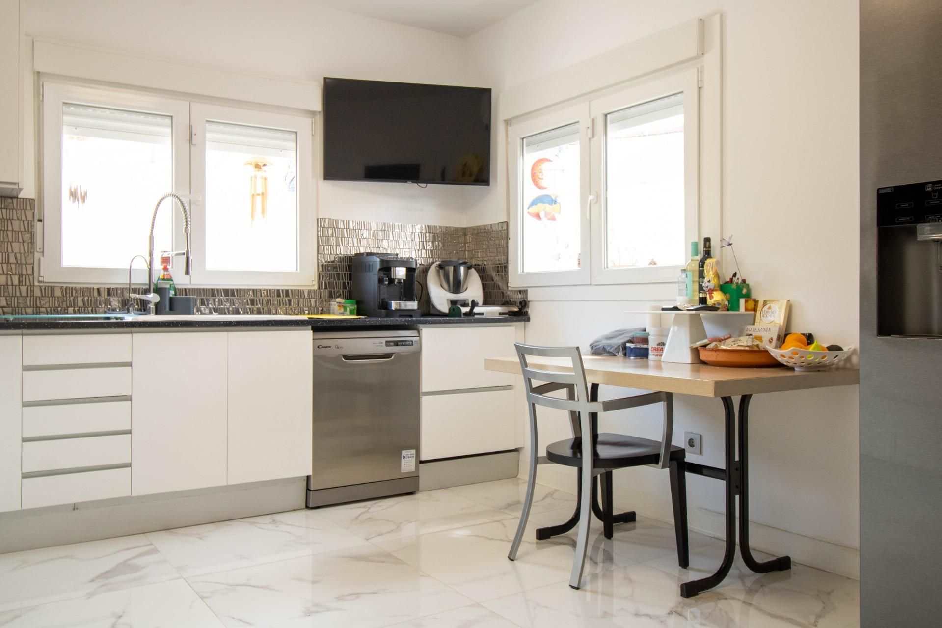 Kitchen of Country house for sale in Alicante / Alacant  with Air Conditioner, Heating and Parquet flooring