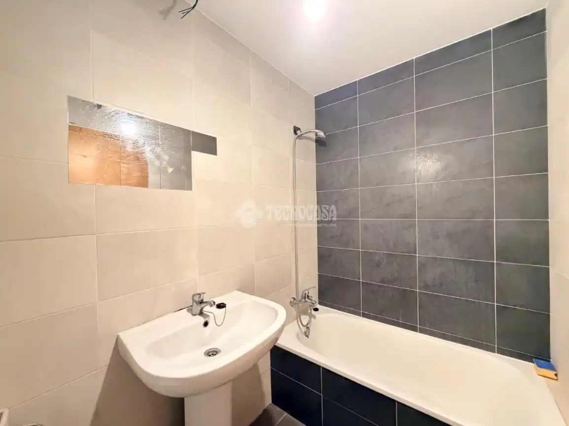 Baño de Piso en venta en Arredondo con Calefacción y Piscina comunitaria
