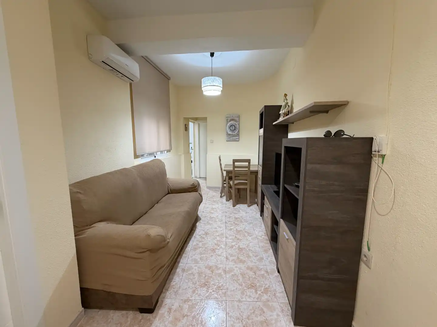 Living room of Flat for sale in Úbeda  with Air Conditioner and Furnished