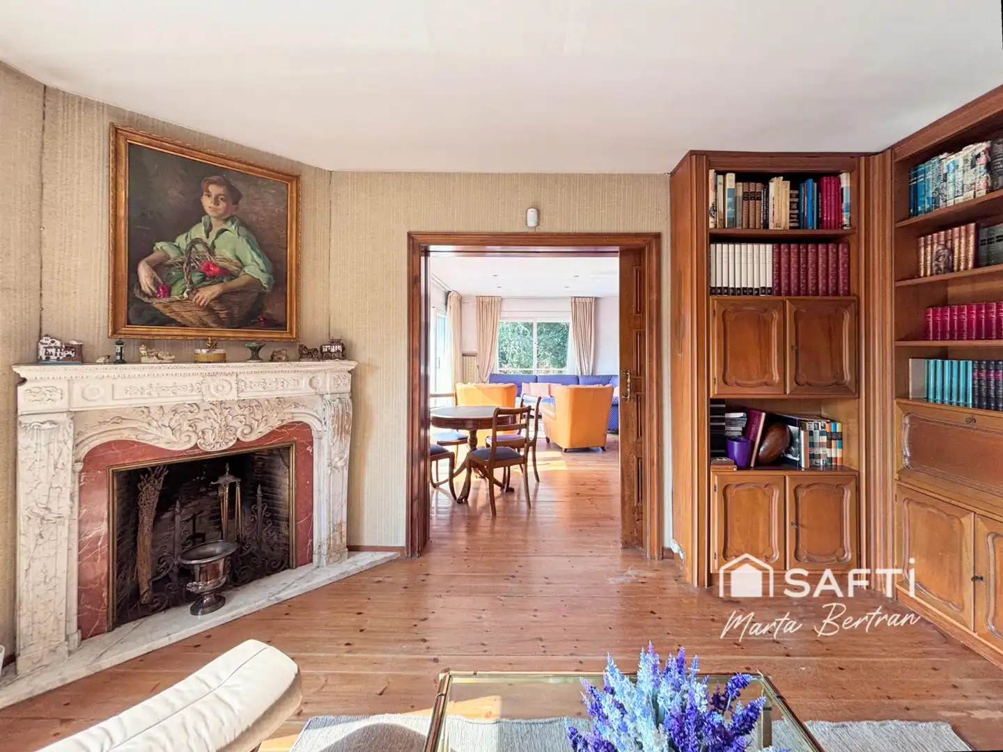 Sala de estar de Finca rústica en venta en Sant Feliu de Codines con Calefacción, Terraza y Piscina