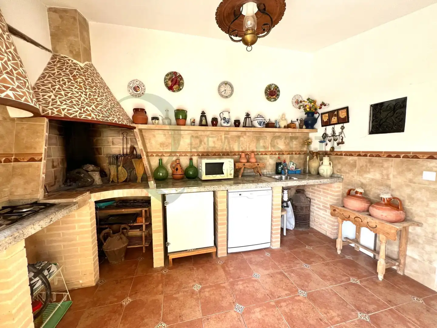 Cuina de Casa o xalet en venda en Alicante / Alacant amb Jardí privat, Terrassa i Traster