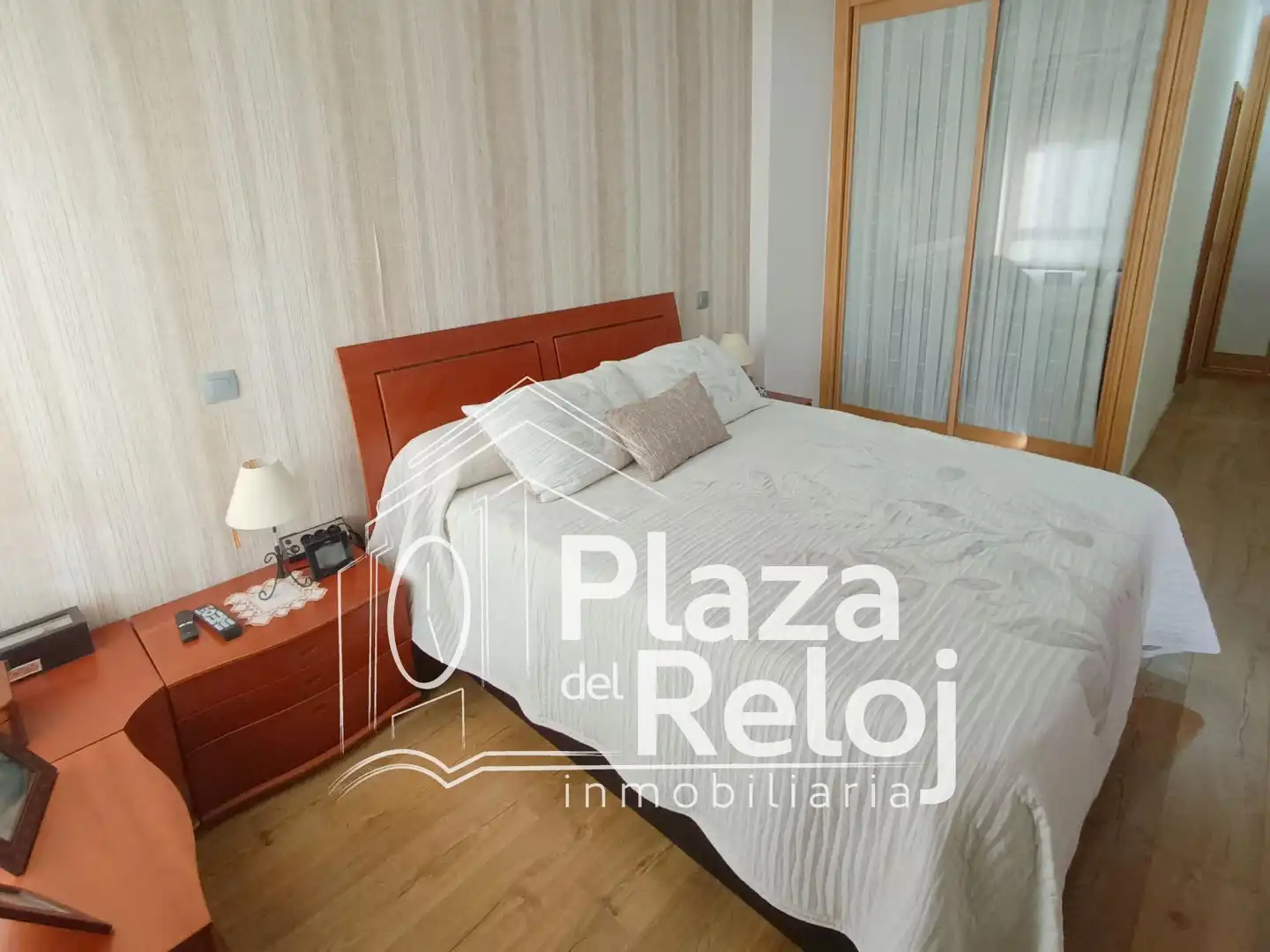 Habitación de Dúplex en venta en Talavera de la Reina con Calefacción, Terraza y Trastero