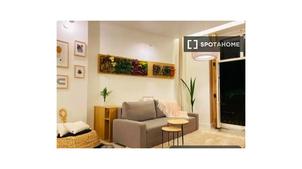 Living room of Flat for rent in Valencia  with Air Conditioner, Heating and Furnished