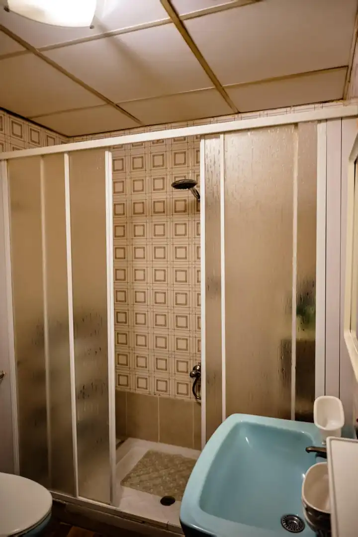 Bathroom of Flat for sale in Granada