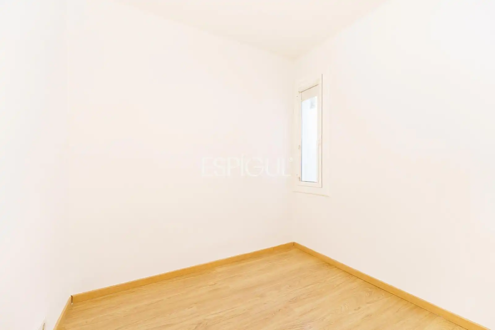 Schlafzimmer von Wohnung zum Verkauf in Barcelona mit Heizung, Parkett und Terrasse