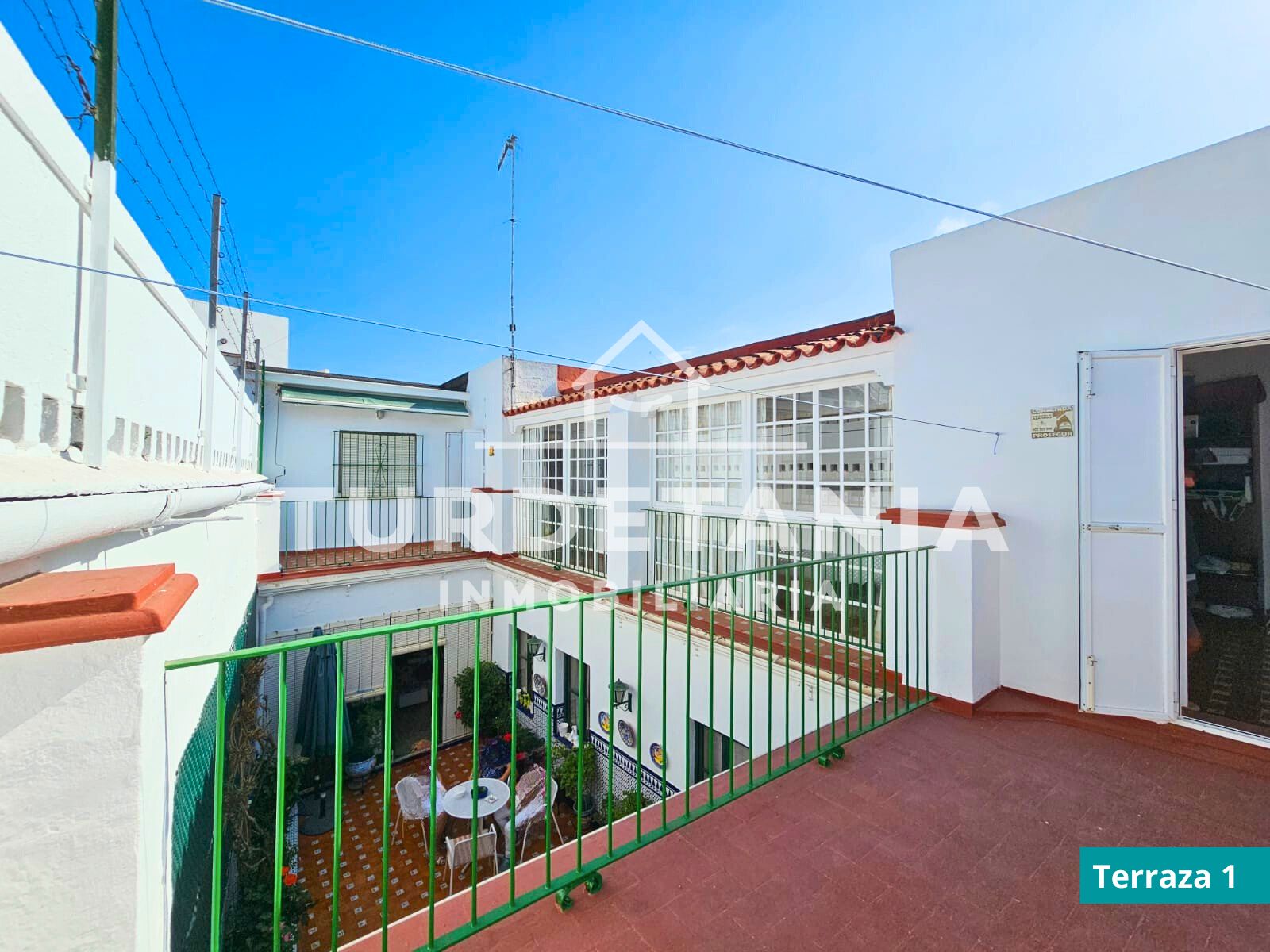 Exterior view of House or chalet for sale in Sanlúcar de Barrameda  with Terrace, Storage room and Furnished