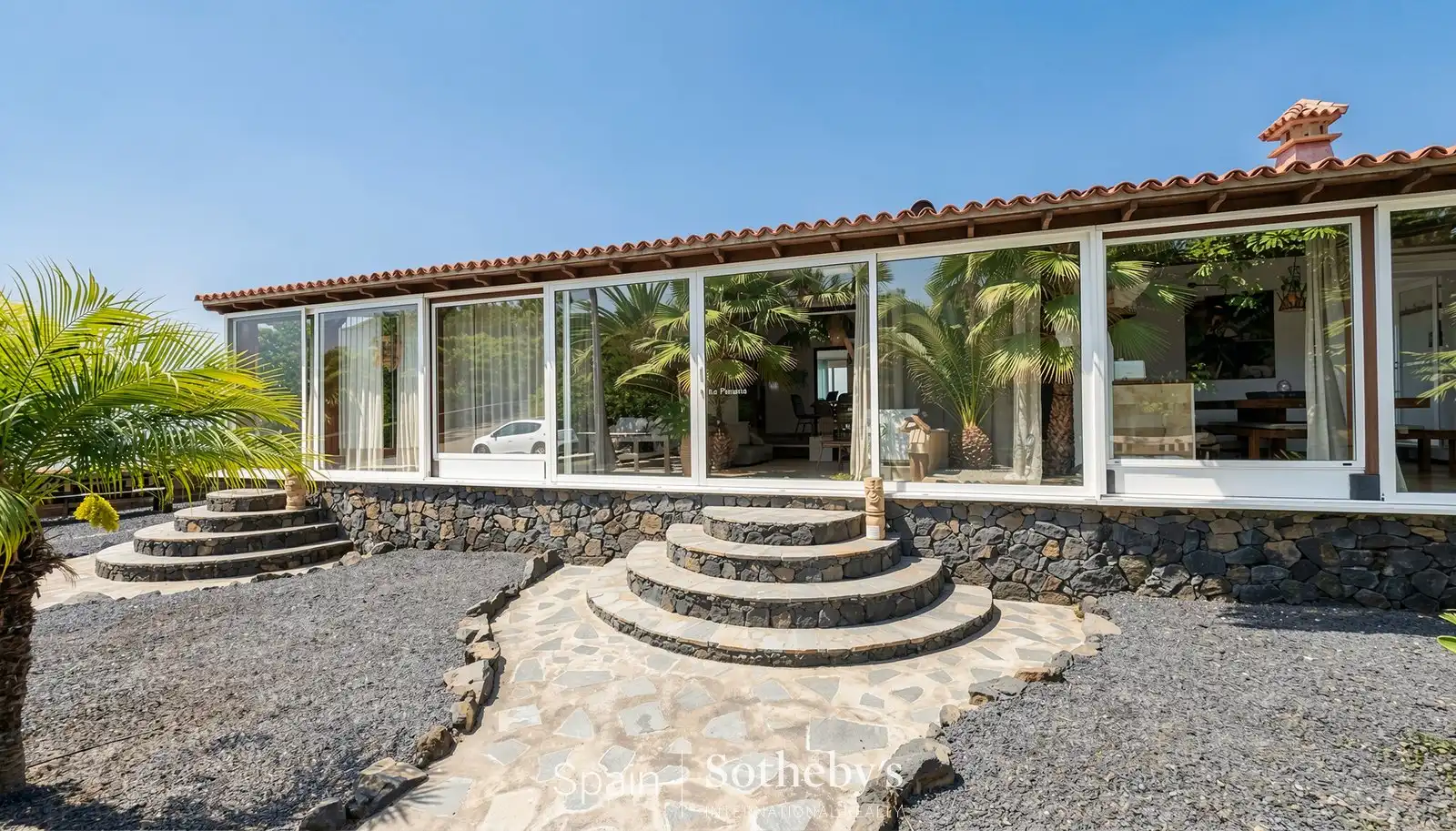 Vista exterior de Casa o xalet en venda en Los Llanos de Aridane amb Aire condicionat, Calefacció i Jardí privat