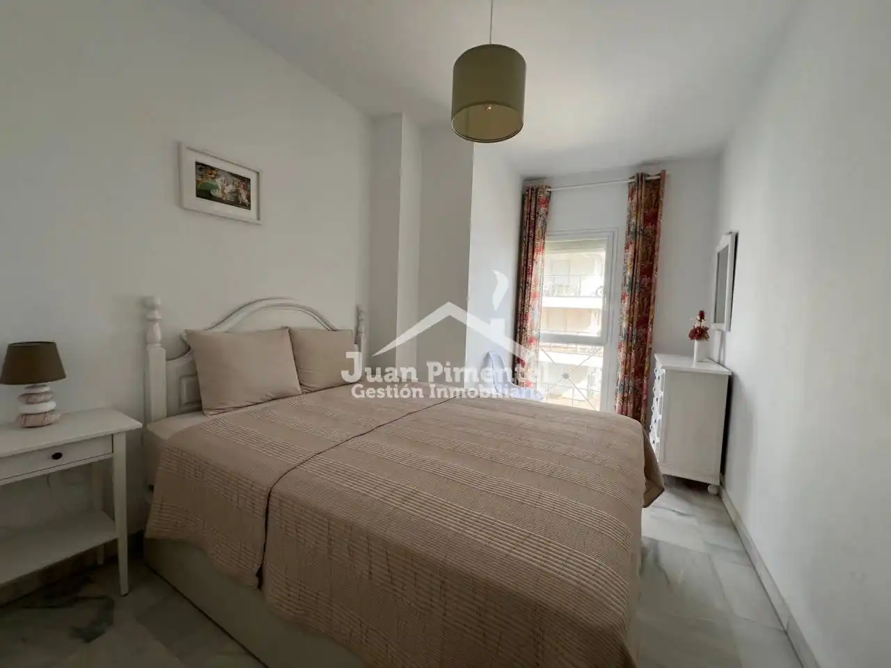 Habitación de Apartamento en venta en Estepona con Aire acondicionado, Terraza y Amueblado