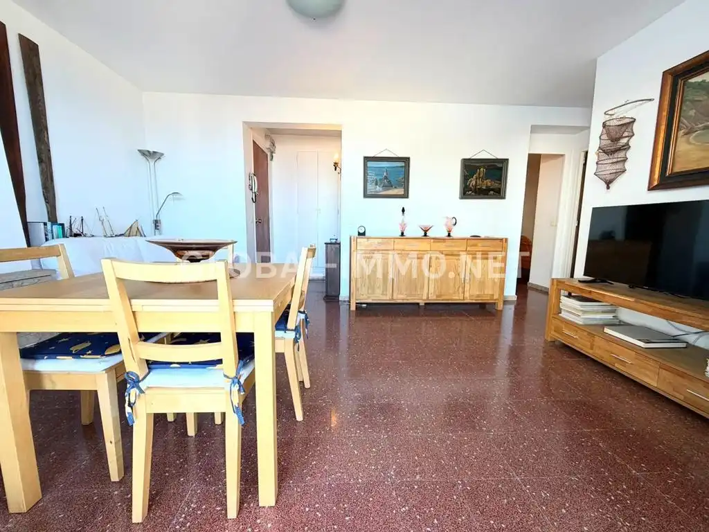Sala d'estar de Apartament en venda en Roses amb Terrassa, Piscina i Moblat