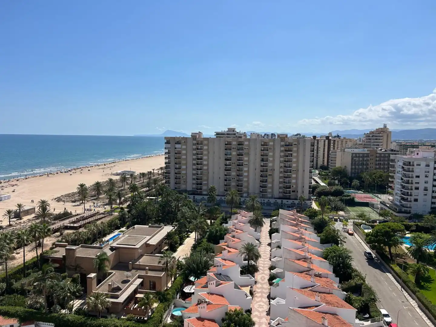Apartamento con piscina en venta en Playa de Gandia, imagen 40