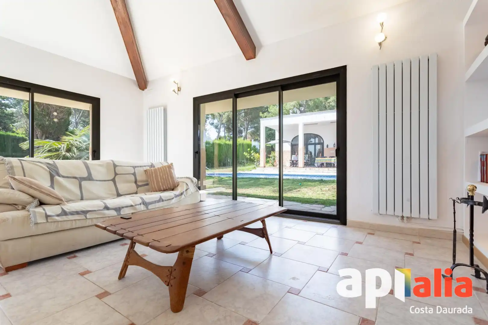 Sala d'estar de Casa o xalet en venda en Salou amb Calefacció, Jardí privat i Terrassa